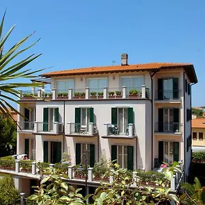 Riviera 3*, Marina di Pietrasanta İtalya