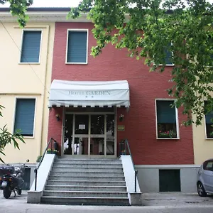 κάντε κράτηση εδώ